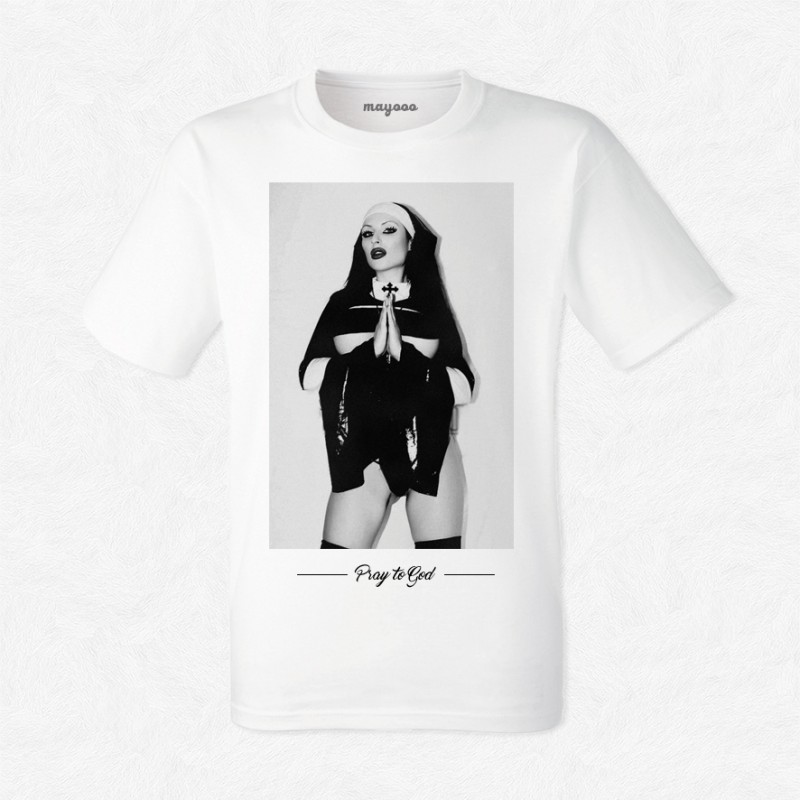 T-shirt Soeur Suzanne pray to god