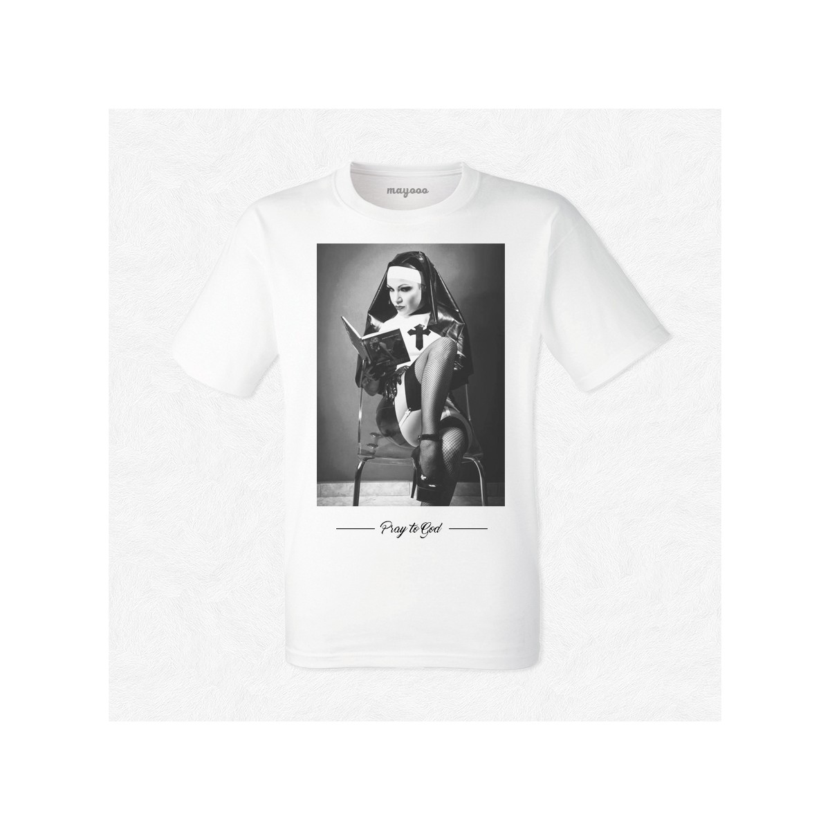 T-shirt Soeur Eden Pray to god