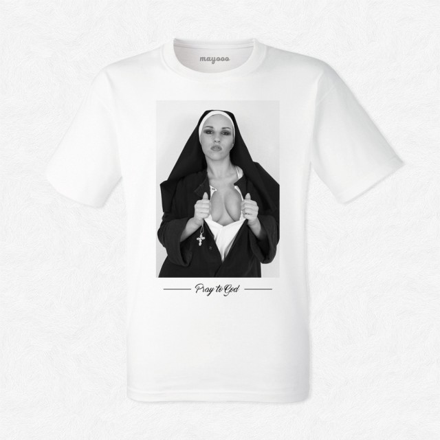 T-shirt Soeur Erel pray to god