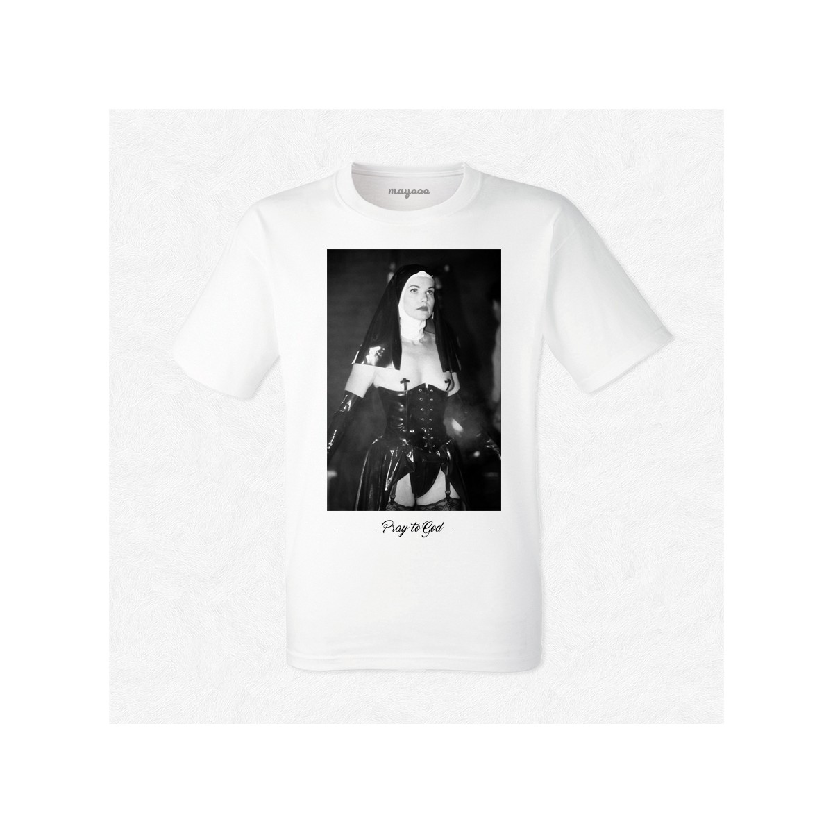 T-shirt Soeur Phénenna pray to god