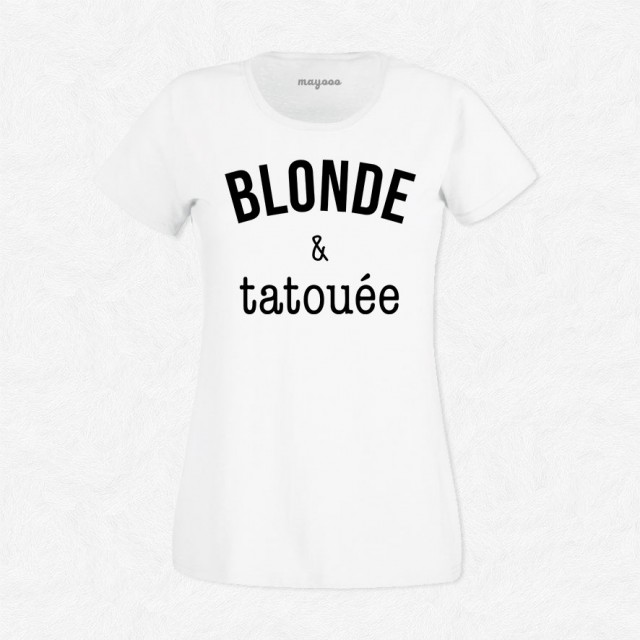 T-shirt Blonde & tatouée